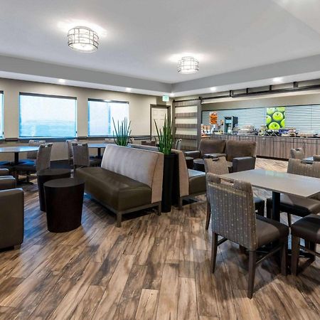 La Quinta By Wyndham Fairbanks Airport Hotel Ngoại thất bức ảnh